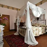 Villa Angelica By Posarellivillas